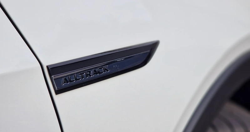 Volkswagen Golf cena 154900 przebieg: 40628, rok produkcji 2021 z Brzozów małe 667